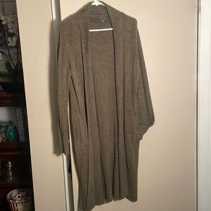 Barefoot dreams luxury sweater sz m petite